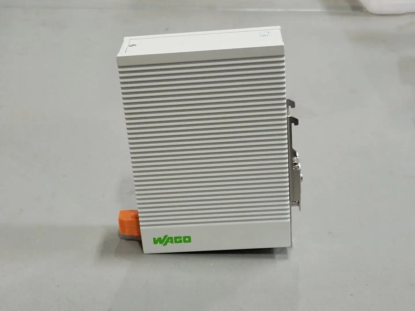 NEW WAGO 752-9401