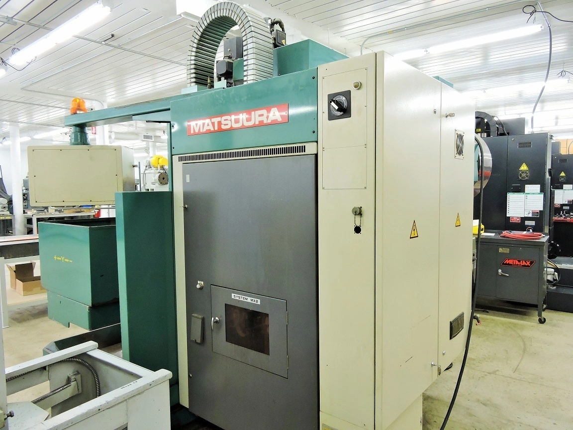 Used 1986 MATSUURA MC-800V 3-AXIS CNC VMC Machining Centers