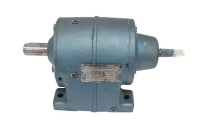 NEW SEW EURODRIVE R60 GEAR REDUCER 32.14:1 870088416.98.98.001