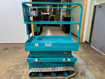 Used 2012 USED AIRMAN ENCL040 Scissor Lifters Minnesota US | Birnstengel Equipment #1554084