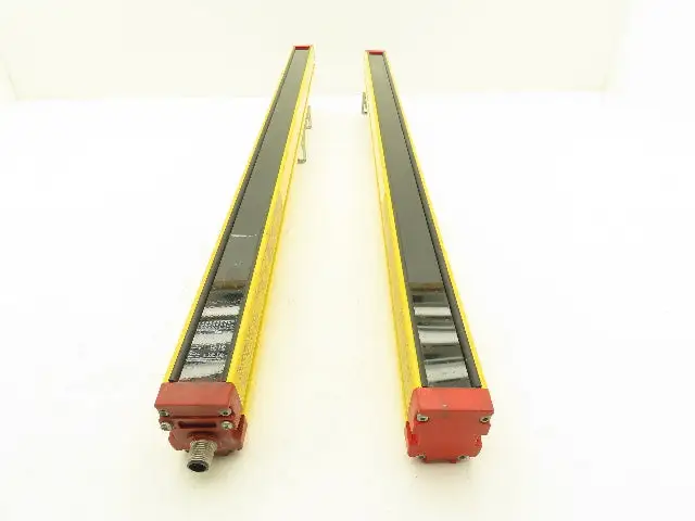 Omron F3S-TGR-CL4B-K2C-500 Hand Protection Safety Light Curtain Set 500mm
