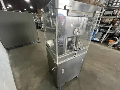 USED 2005 VANGUARD PHARMACEUTICAL MACHINERY VRP1124