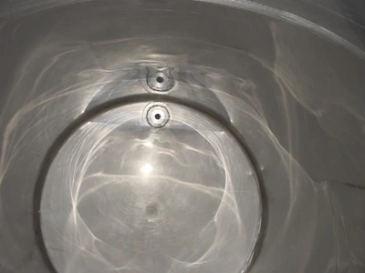 2200L S/S Vertical Enc  Tank
