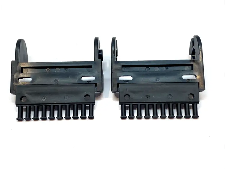 Used IGUS ENERGY CHAIN MOUNTING BRACKET LOT OF 2 Miscellaneous MRO | Maverick Industrial Sales #1121854
