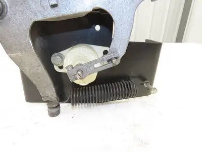 Yale Forklift Throttle Accelerator Pedal Bracket & Potentiometer Off ERC080