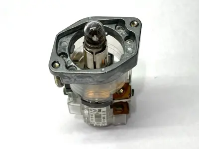 USED SPRECHER+SCHUH PILOT LIGHT W/ DE1-10 AUXILIARY CONTACT BLOCK