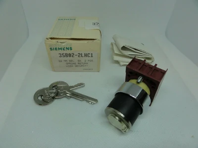 NEW SIEMENS 3SB02-2LHC1