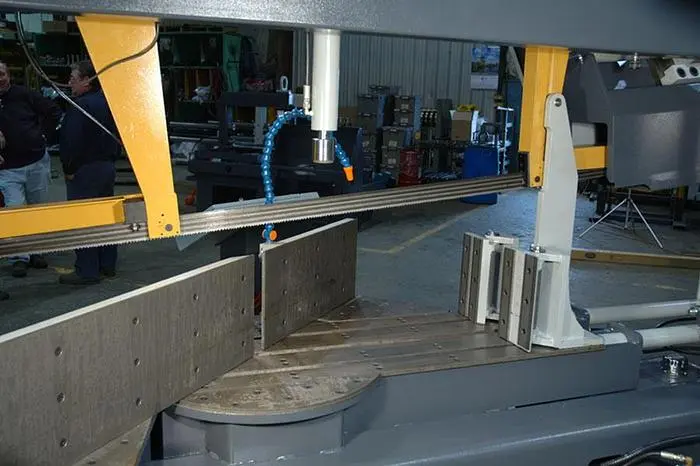 OCEAN TERMINATOR
DCM 18/42 BAND SAW
