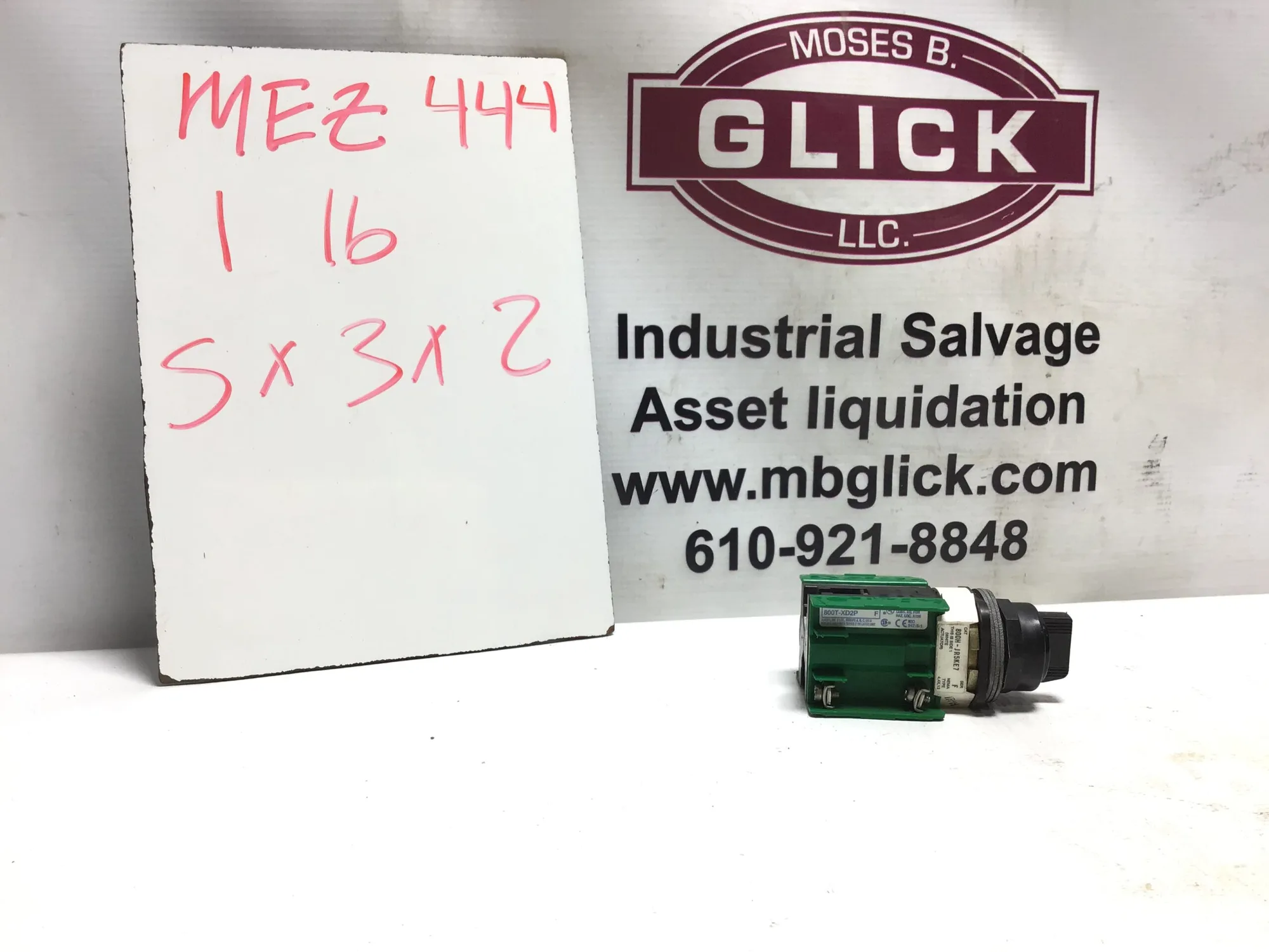 ALLEN BRADLEY 800H-JR5KE7 SER F 2-POS SELECTOR SWITCH WITH CONTACT BLOCK