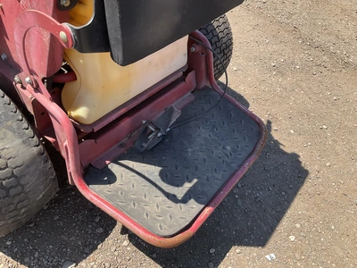 USED TORO GRANDSTAND