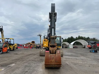 USED 2019 DEERE 345G
