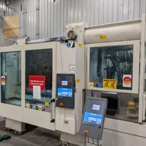 Used 2010 KRAUSS-MAFFEI 650-3000-1400-750 CX ZL Injection Molding Machines Massachusetts US | Hunter Plastics #1495193