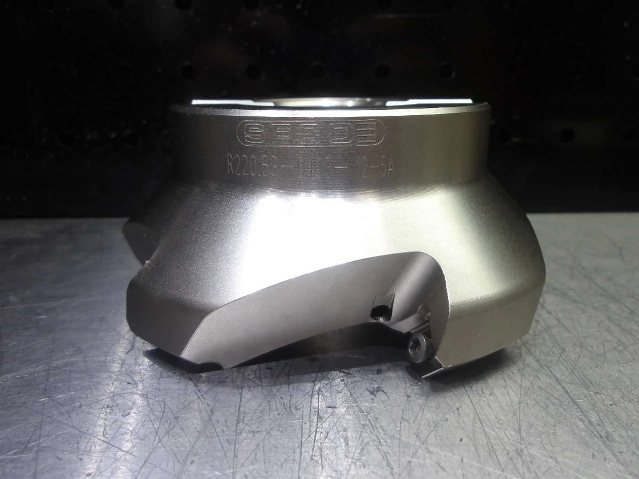 SECO 100mm Coolant Thru Facemill 32mm Arbor R220.53-0100-12-5A (LOC2711A)