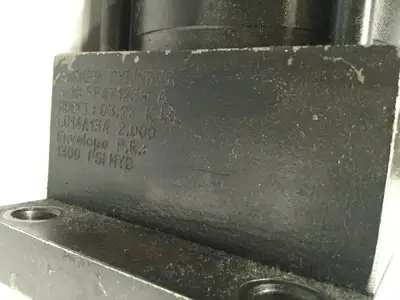 Used Parker 03.25 KJ3LLU14A13A 2.00 Hydraulic Cylinders Michigan US | Maverick Industrial Sales #1395882