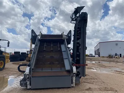 USED 2017 Superior SPD-160