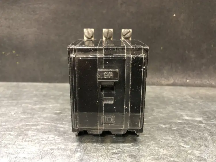 Used SQUARE D QOB360 Switchgears British Columbia CA | Lenmark #244197