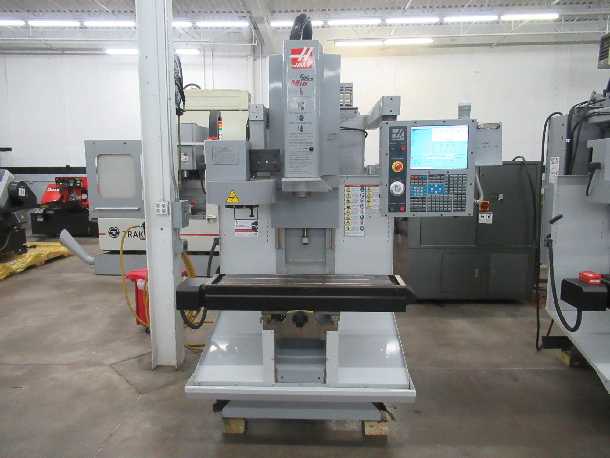 Used 2009 HAAS TM-1 TOOLROOM MILL Vertical Machining Centers Minnesota US | Machinesused.com #1362968