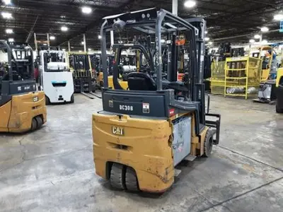 USED 2019 CATERPILLAR 2ET4000