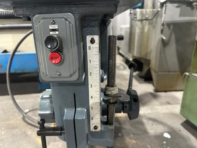 CLAUSING 2217 DRILL HEAD - AIR FEED