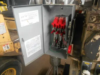 USED PARKER MAJESTIC MANUAL INTERNAL GRINDING MACHINE