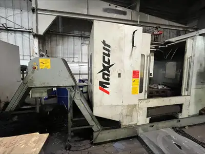 Used 2012 MAXCUT VMC-1300 Vertical Machining Centers British Columbia CA | Lenmark #1424571