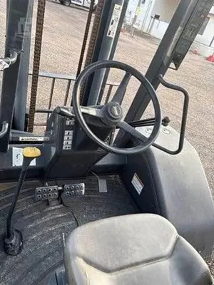 USED 2019 CASE CASE