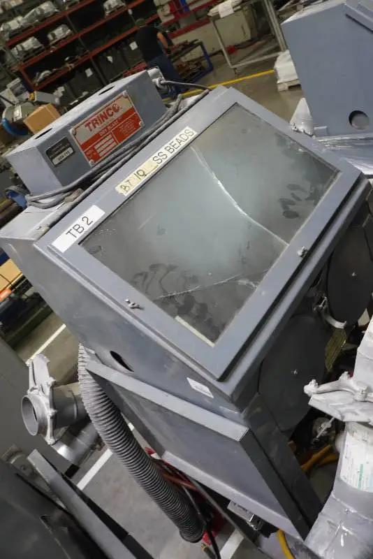 Trinco 20/88 ST Tumble Blaster Sandblasting Cabinet with Stand