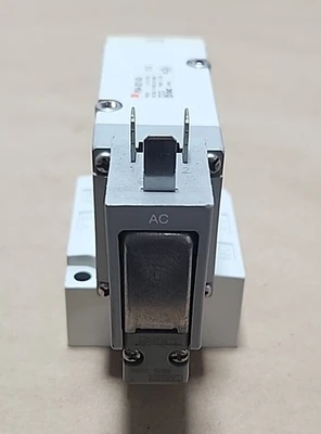 USED SMC VP544-3DZ1-03A