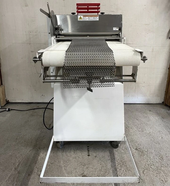 Used _UNKNOWN_ 860L Dough Sheeters & Presses Michigan US | Grocery Equipment Sales #1069172