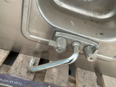 Used _UNKNOWN_ _UNKNOWN_ Sinks Michigan US | Miedema Asset Management Group #1313330
