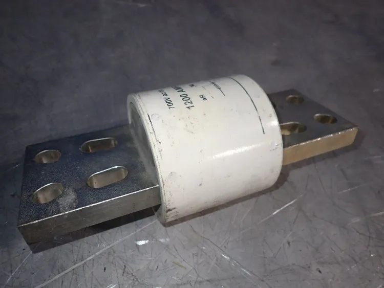 Used BUSSMANN FWP1200A Fuses | HGR 24 #742035