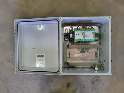 USED PHOENIX CONTACT RAD-SYS-NEMA4X-900