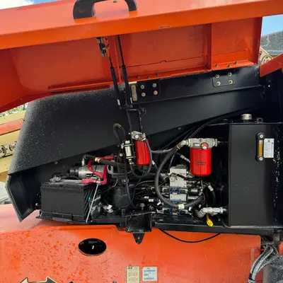 USED 2015 JLG 600S