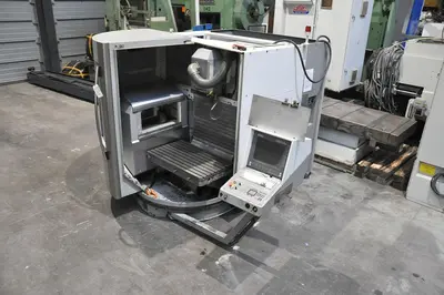 USED DMG DECKEL MAHO DMU 60T X: 630 - Y: 560 - Z: 560 MM