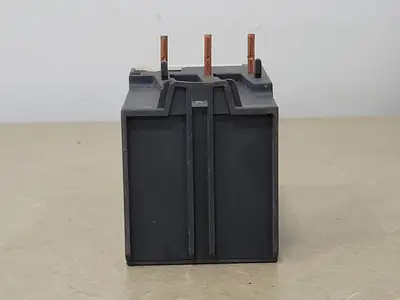 USED SCHNEIDER ELECTRIC LRD 08