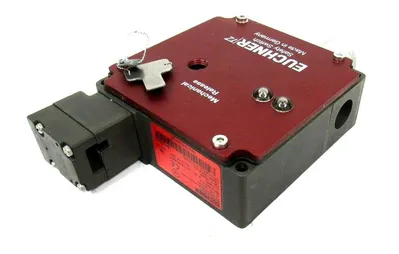 NEW EUCHNER TZ1RE024BHAVFG-RC1924 SAFETY SWITCH TZ1RE024BHAVFGRC1924 083191