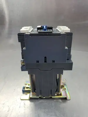 USED Telemecanique LP1D4011 Contactor, 230-600V, 60A