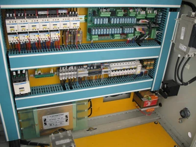 USED 2008 WILLIS 3280