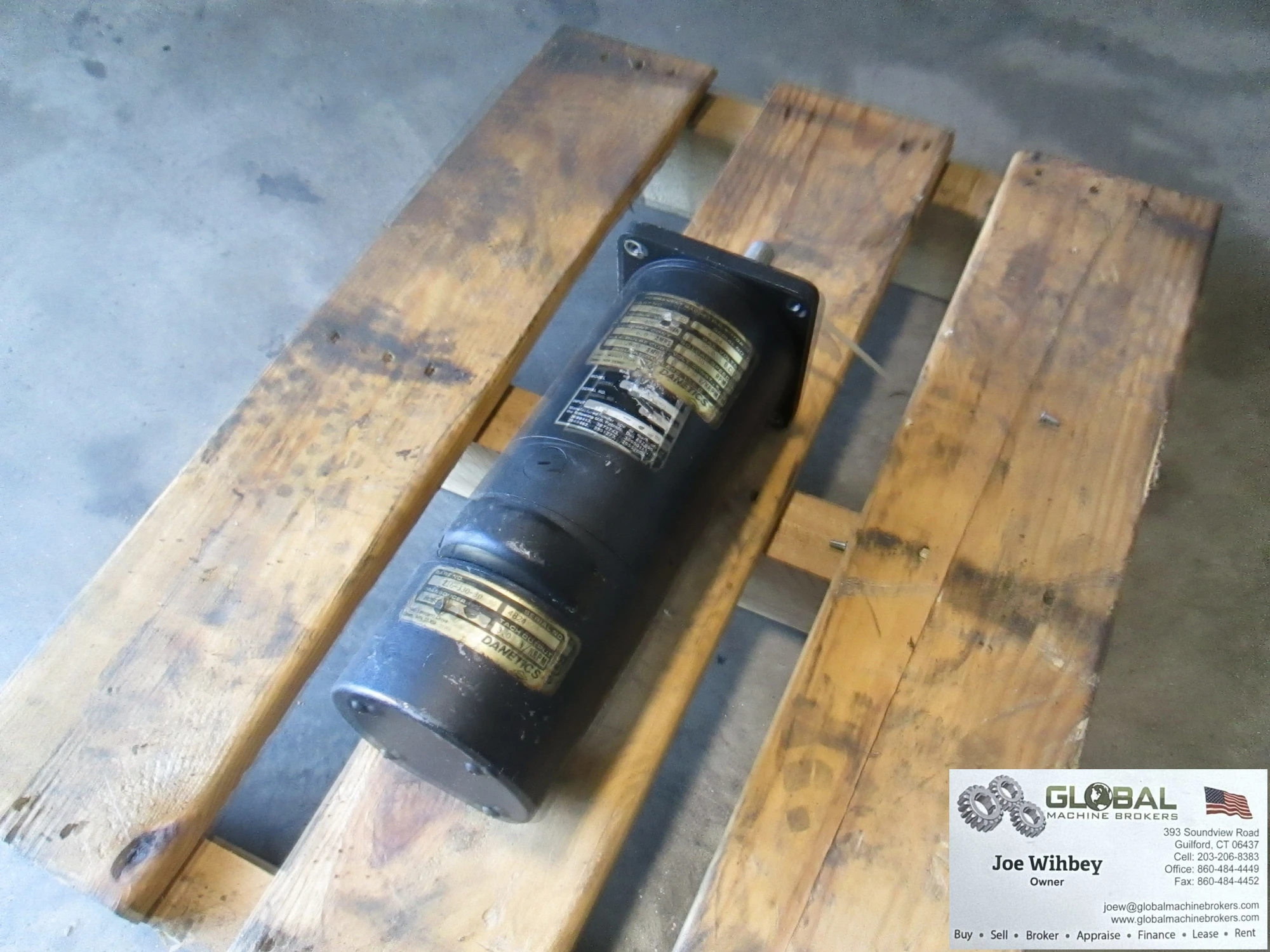 Danetics 216-330-30 Permanent Magnet DC Servo Motor 1/2hp, 90 Max volts