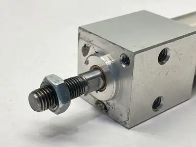 USED SMC PNEUMATIC CYLINDER 1-1/16" BORE 6" STROKE