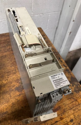 SIEMENS 6SN1123-1AA00-0DA1 SIMODRIVE
