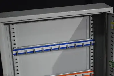 Key Cabinet - Metal, Color-Coded Rails, Wall-Mount