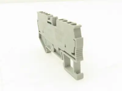 Phoenix ST 2,5 QUATTRO Feed Through Terminal Block 2.5 mm² 800V 24A Lot of 40