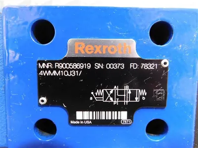 Rexroth R900586919 Hydraulic Directional Control Valve New