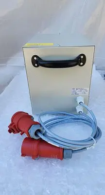 MUCO POWER SUPPLY MODEL: DRG 1,6. COMES WITH MENNEKES CABLE CONNECTORS