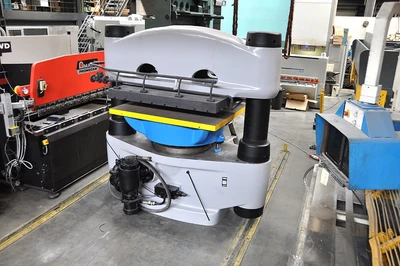USED SVIT 1000 TON HEATED PRESS