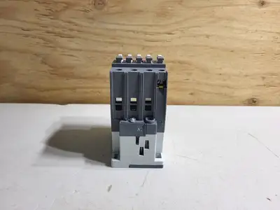 NEW ABB A40-30-10-84