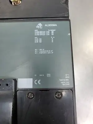 USED Square D MAL36700 (MA700A) Circuit Breaker, 700A, 3P