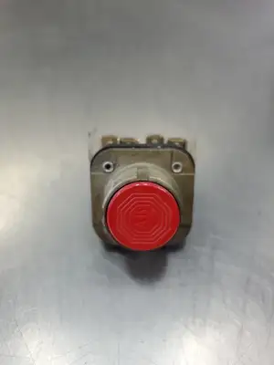 USED ALLEN BRADLEY 800T-XA Ser D Red Pushbutton Switch