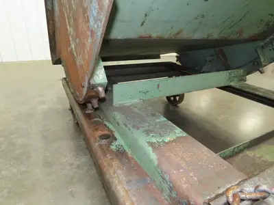 Self Dumping Hopper 1/2 Yd Capacity Heavy Duty Steel Casters 52x38x41"